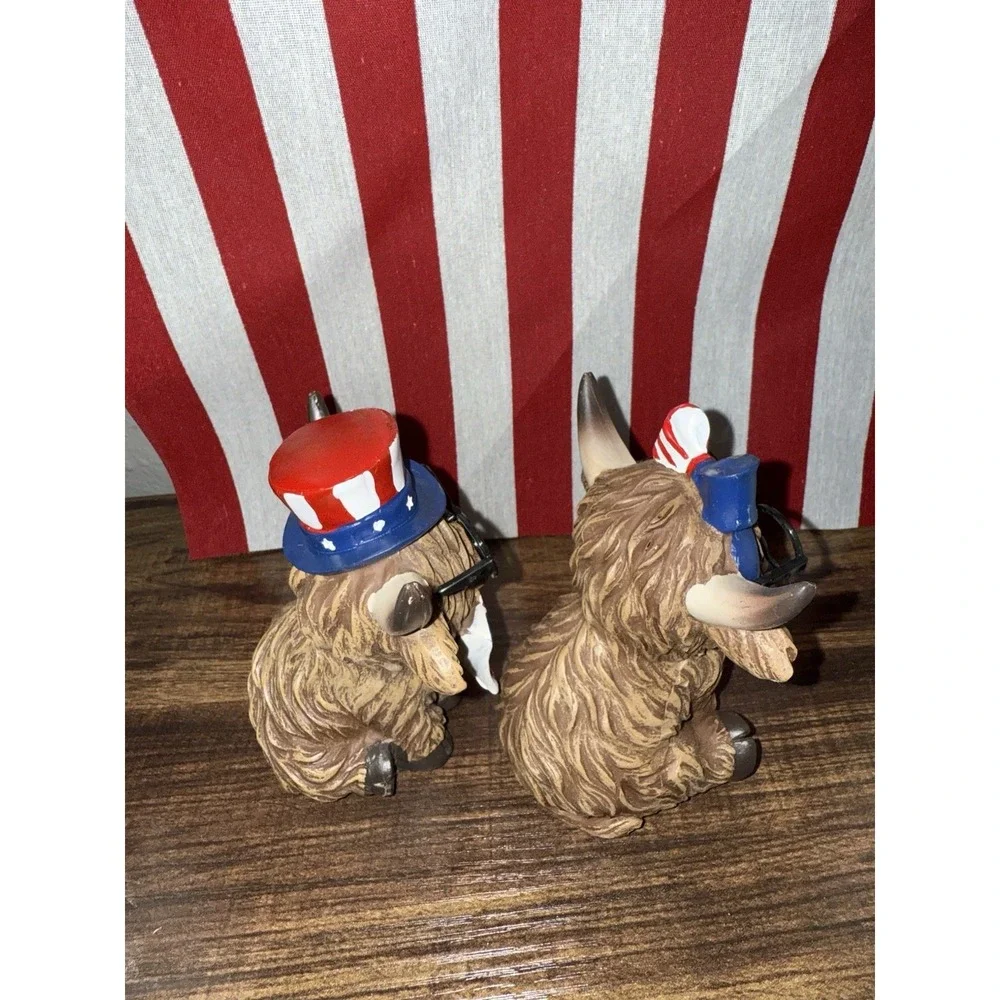 Patriotic Highland Cow Figurine Set‎ 4th Of July Bow Flag Fireworks Glasses New